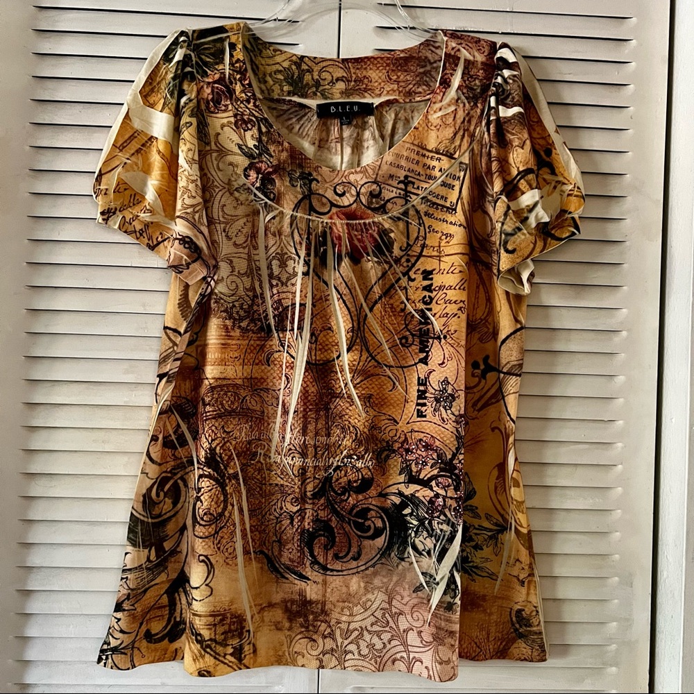 B.L.E.U. multi colored top